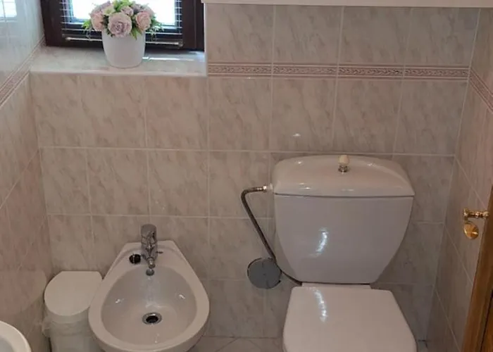 S Krásným Výhledem, Vlastním Balkónem A Soukromou Koupelnou Quarto em Acomodações Particulares Chrudim